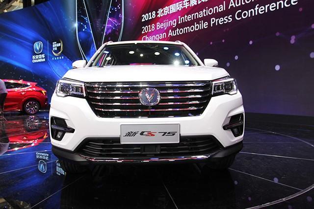 自主品牌SUV来袭,新CS75与18款博越谁领风骚