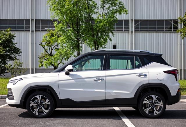 你的新战甲 嘉悦X4正式上市 优享价6.28万元起