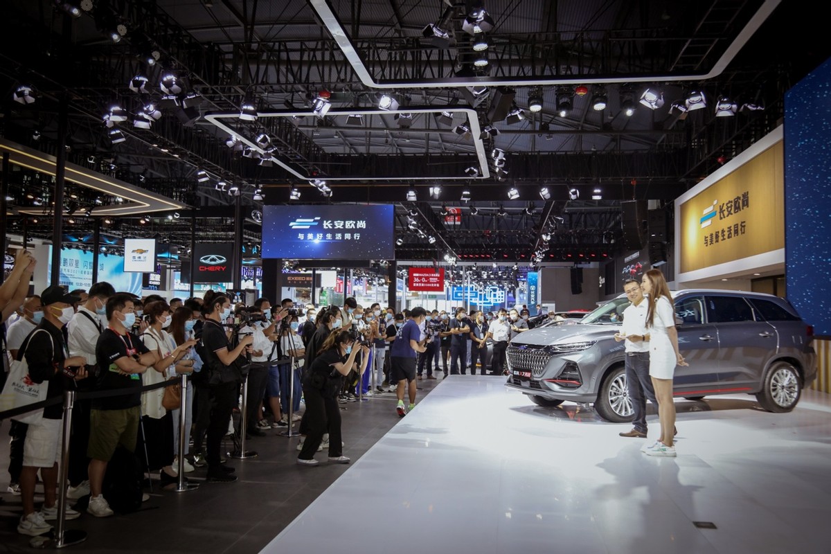 成都车展看什么?高价值SUV长安欧尚X7PLUS值得品味