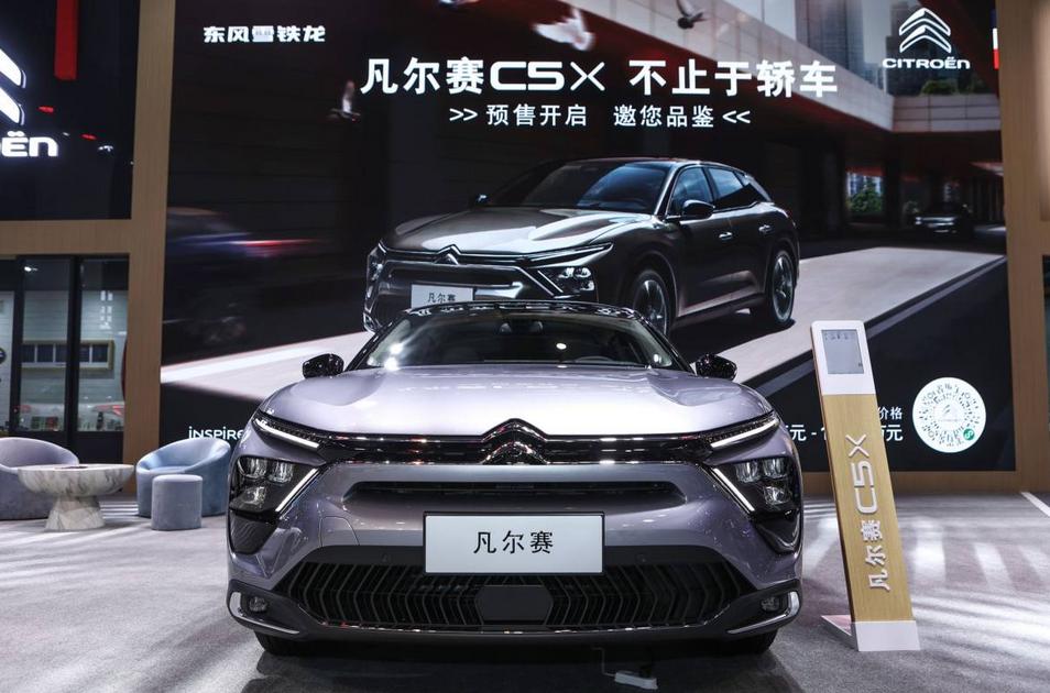 东风雪铁龙五彩缤纷闪耀成都车展 满城尽是凡尔赛