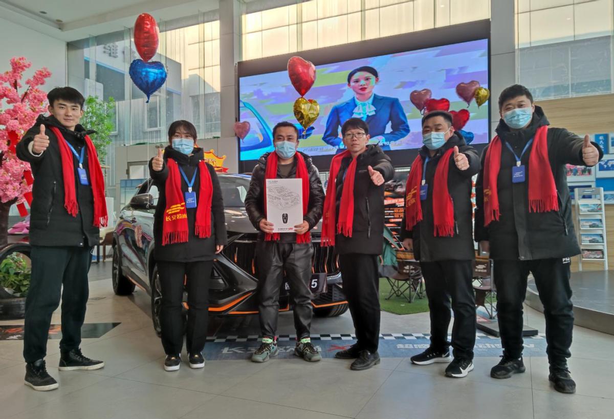 新年就要开新车 欧尚X7 PLUS在石家庄陆续到店交车