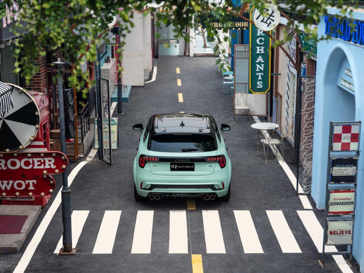 色号上新,领克02 Hatchback解锁夏季限定新色