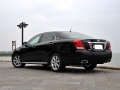 V6 3.0 Royal Saloon VIP