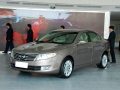 2.0L AT