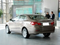 2.0L AT