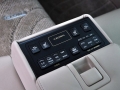V6 3.0 Royal Saloon VIP