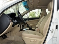 2.0L AT