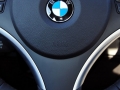 320i