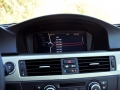 320i