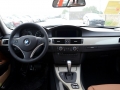 320i