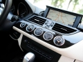 sDrive30i