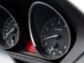 sDrive30i