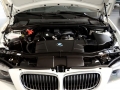 320i