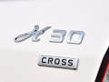 Cross 1.6L AT