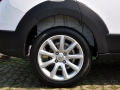 Cross 1.6L AT