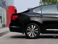 2.4L 촰
