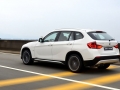 xDrive20i