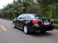 V6 3.0 Royal Saloon VIP