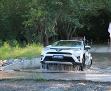 ҫ ȫRAV4ٷ캽