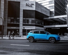 214УiconƼSUV±׼