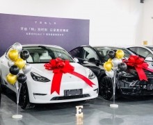 3.7ưٵSUV ˹Model Yܰ潻ӱ