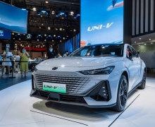 UNI-V 2.0T 12.99Ԫʽ
